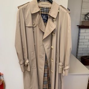 Vintage Burberry’s Trench Coat